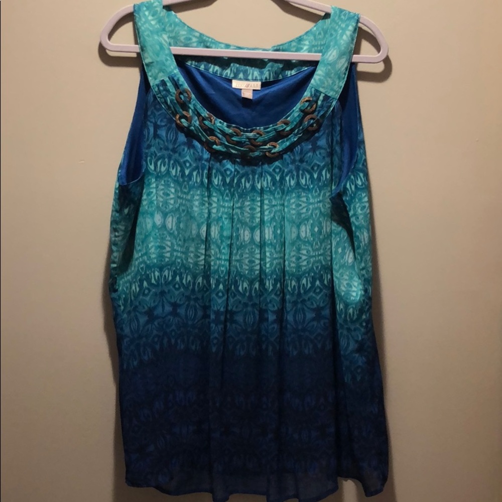 EUC Roz & Ali polyester tank.